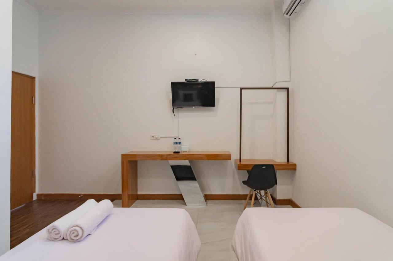 Urbanview Hotel Sagara Bogor Exterior photo